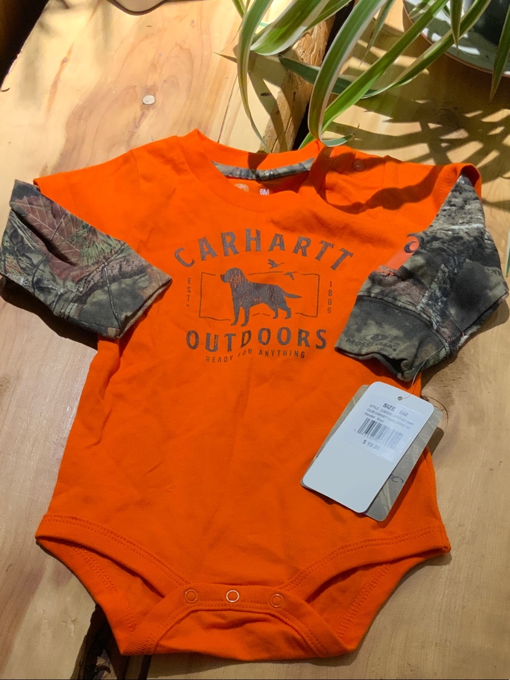 NWT Carhartt Boys Onesie Size 6 Months